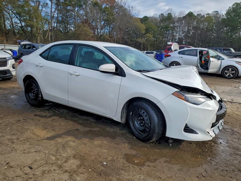 Photo 4 from auction – 2017 TOYOTA COROLLA L with VIN 5YFBURHE6HP617891