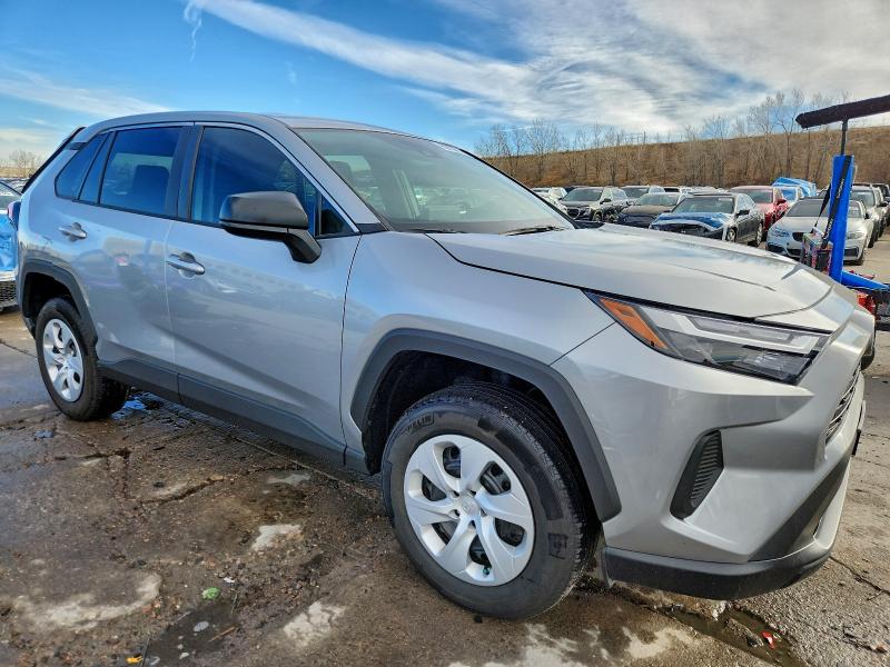 Photo 4 from auction – 2024 TOYOTA RAV4 LE with VIN 2T3F1RFV2RW463524