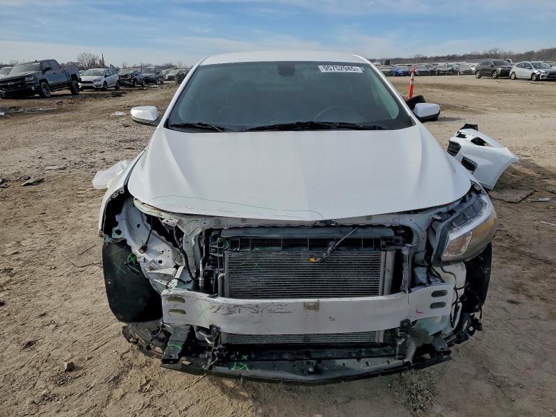 Photo 5 from auction – 2016 CHEVROLET MALIBU LT with VIN 1G1ZE5ST3GF223792