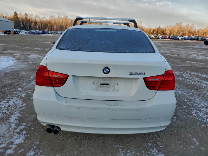 Photo 6 from auction – 2011 BMW 328 XI with VIN WBAPK7G52BNN86027