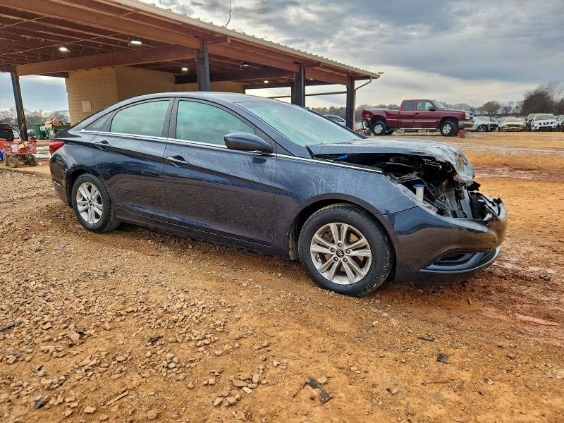 Photo 4 from auction – 2013 HYUNDAI SONATA GLS with VIN 5NPEB4ACXDH646509