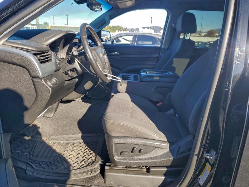 Photo 7 from auction – 2019 CHEVROLET SUBURBAN C with VIN 1GNSCGEC6KR341811