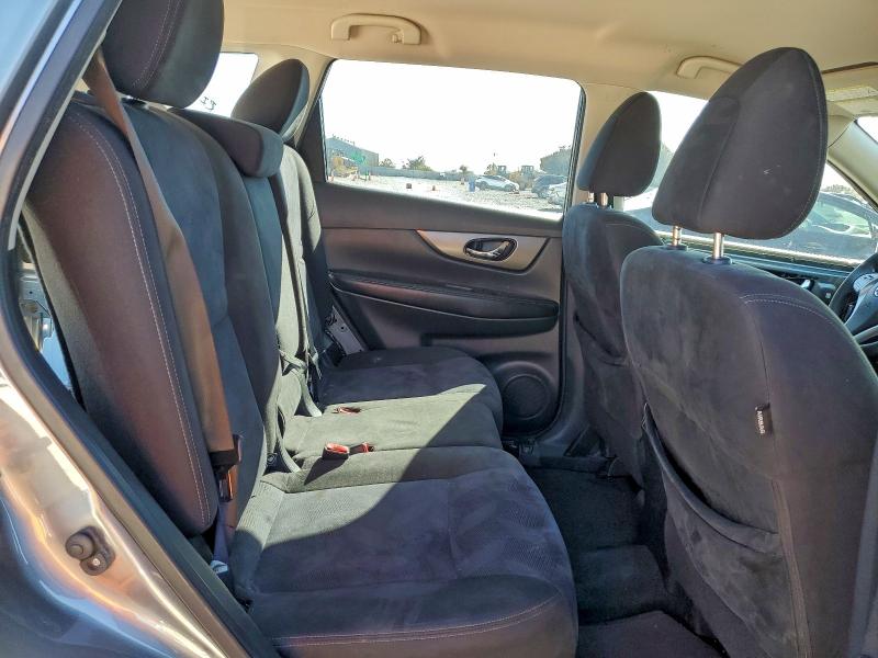 Photo 11 from auction – 2015 NISSAN ROGUE S with VIN KNMAT2MT6FP555529