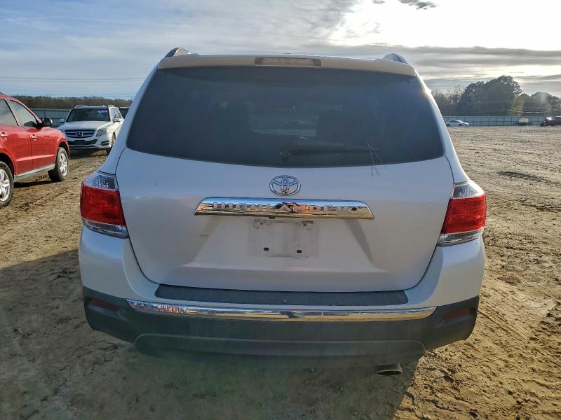 Photo 6 from auction – 2011 TOYOTA HIGHLANDER with VIN 5TDYK3EH5BS033766