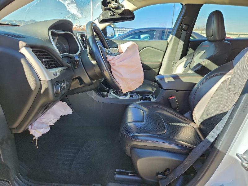 Photo 7 from auction – 2017 JEEP CHEROKEE with VIN 1C4PJMBS5HW625830
