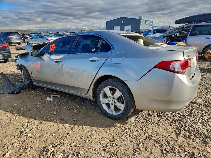 Photo 2 from auction – 2010 ACURA TSX with VIN JH4CU2F60AC026735