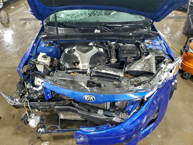 Photo 11 from auction – 2015 KIA OPTIMA SX with VIN 5XXGR4A69FG365329
