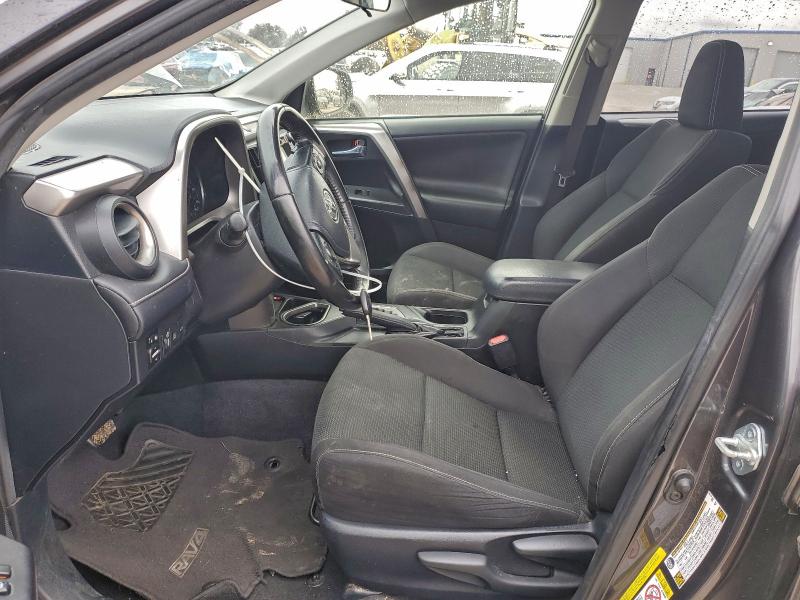 Photo 7 from auction – 2017 TOYOTA RAV4 XLE with VIN JTMWFREV4HJ705780