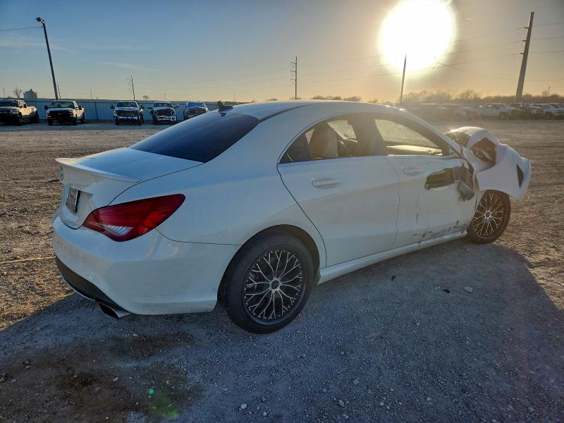 Photo 3 from auction – 2015 MERCEDES-BENZ CLA 250 with VIN WDDSJ4EB4FN166787