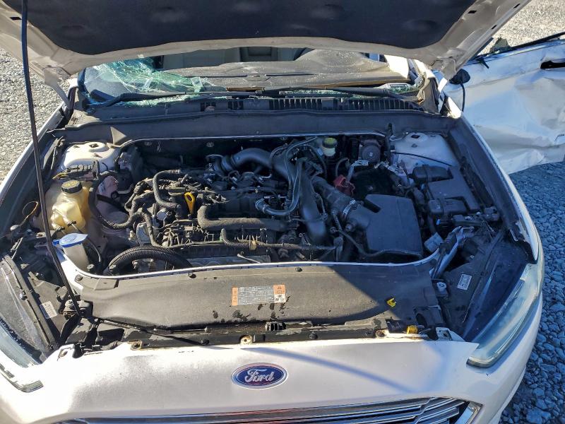 Photo 11 from auction – 2016 FORD FUSION SE with VIN 3FA6P0HD1GR363825