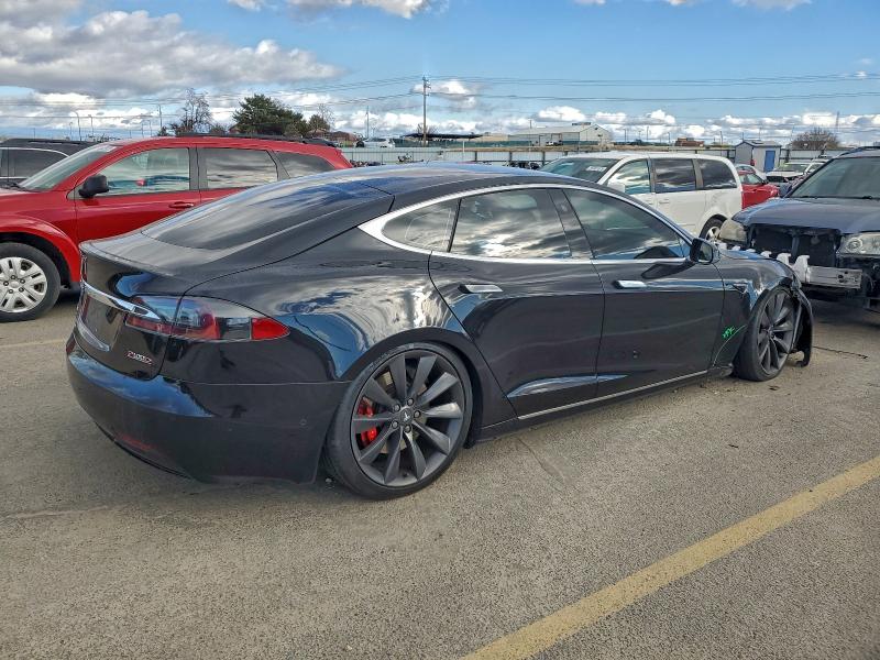 Photo 3 from auction – 2017 TESLA MODEL S with VIN 5YJSA1E41HF183994