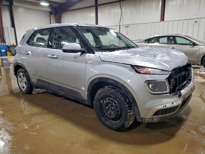 Photo 4 from auction – 2020 HYUNDAI VENUE SE with VIN KMHRB8A32LU044986