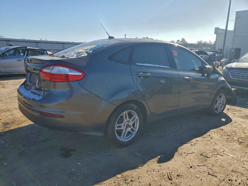 Photo 3 from auction – 2018 FORD FIESTA SE with VIN 3FADP4BJ2JM112491