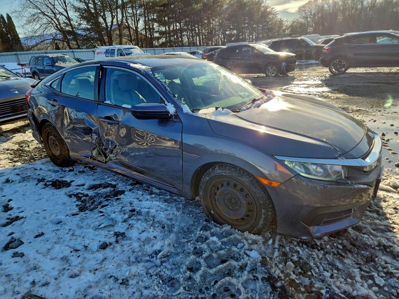 Photo 4 from auction – 2018 HONDA CIVIC with VIN 2HGFC2F59JH528831