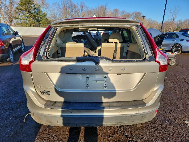 Photo 6 from auction – 2011 VOLVO XC60 3.2 with VIN YV4952DL2B2172768