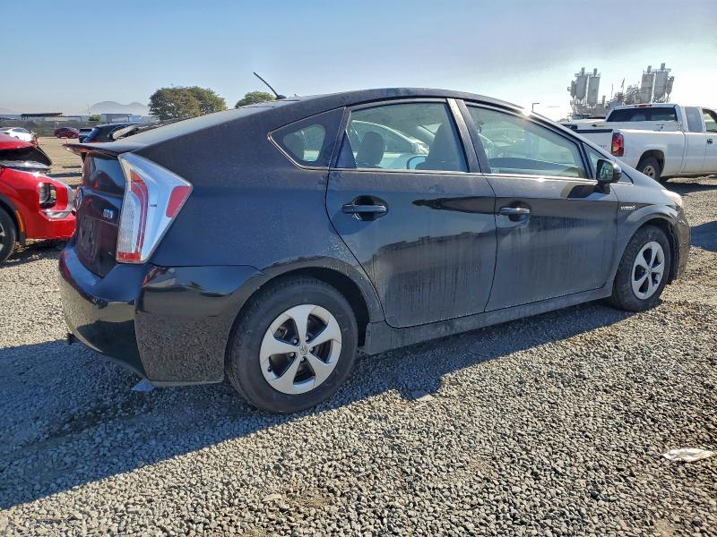 Photo 3 from auction – 2012 TOYOTA PRIUS with VIN JTDKN3DU7C5380762