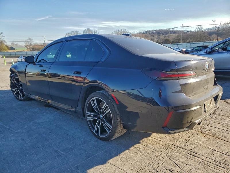 Photo 2 from auction – 2023 BMW 740 I with VIN WBA23EH04PCM43016
