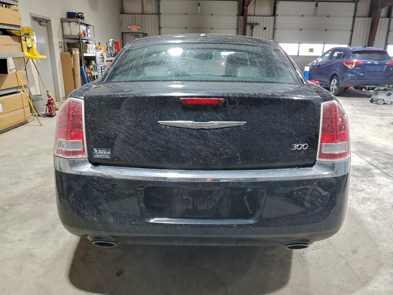 Photo 6 from auction – 2011 CHRYSLER 300 LIMITE with VIN 2C3CA5CG2BH546494