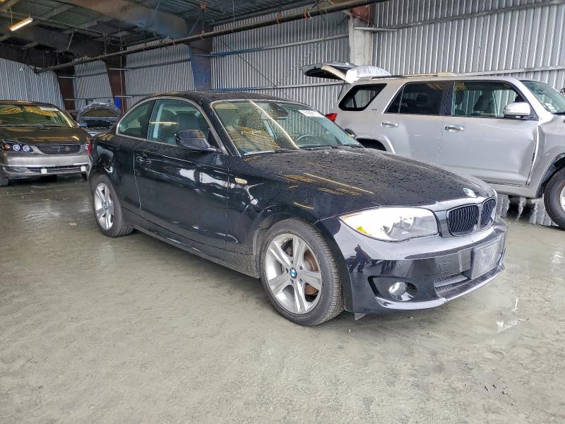صورة رقم 4 من المزاد - 2013 BMW 128 I مع VIN WBAUP9C53DVS95464