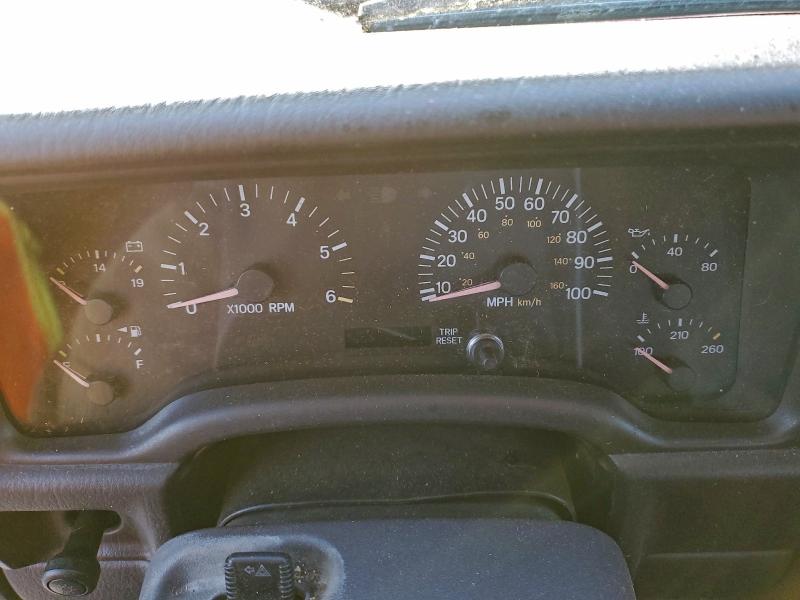 Photo 9 from auction – 2000 JEEP CHEROKEE C with VIN 1J4FF58S8YL129104
