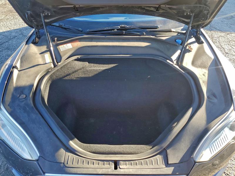 Photo 11 from auction – 2016 TESLA MODEL S with VIN 5YJSA1E20GF125744
