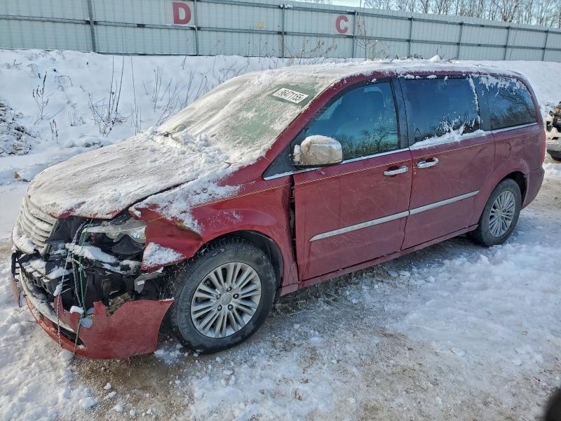 CHRYSLER TOWN & COU 2016 with VIN 2C4RC1CG6GR303619 - Photo from auction