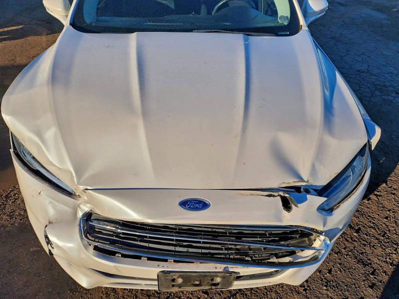 Photo 11 from auction – 2016 FORD FUSION SE with VIN 3FA6P0H71GR159763