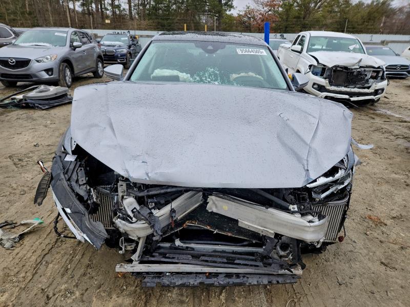 Photo 5 from auction – 2019 AUDI A8 L with VIN WAU8DAF80KN020276