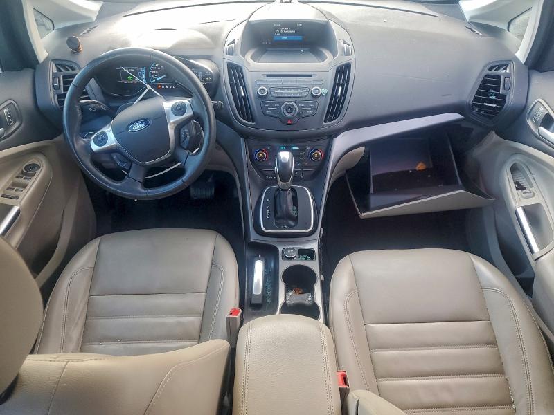 Photo 8 from auction – 2017 FORD C-MAX SE with VIN 1FADP5EU5HL105820