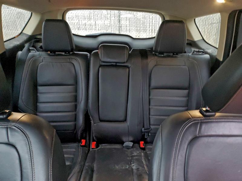 Photo 10 from auction – 2018 FORD ESCAPE SEL with VIN 1FMCU9HD7JUC00974