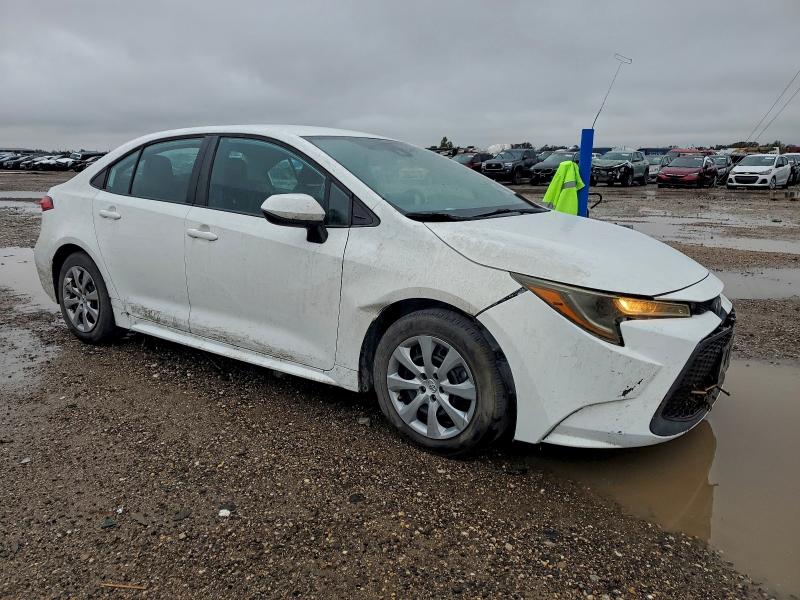 Photo 4 from auction – 2022 TOYOTA COROLLA LE with VIN 5YFEPMAE1NP315972