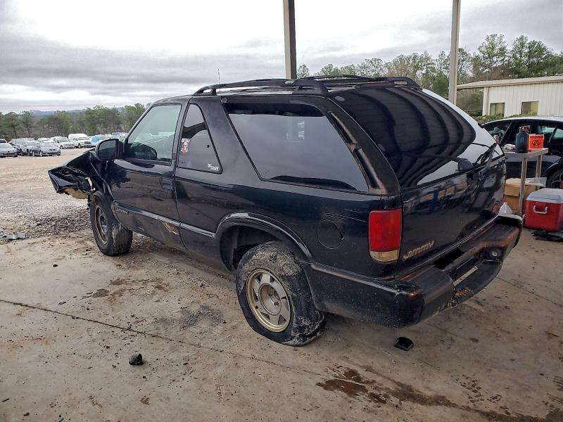 Photo 2 from auction – 2001 GMC JIMMY with VIN 1GKCS18W31K172328