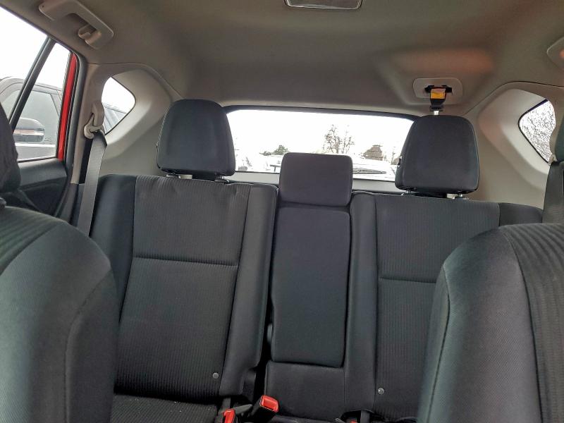 Photo 10 from auction – 2015 TOYOTA RAV4 LE with VIN 2T3BFREV9FW275936