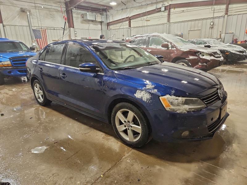 Zdjęcie 4 z aukcji – 2012 VOLKSWAGEN JETTA z VIN 3VWLL7AJ7CM378545