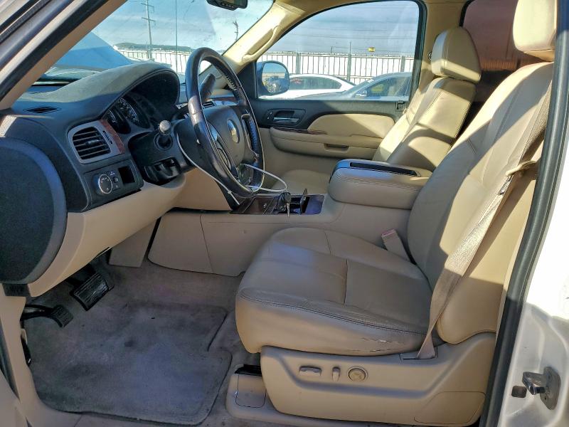 Photo 7 from auction – 2008 CHEVROLET AVALANCHE with VIN 3GNEC12J58G245447