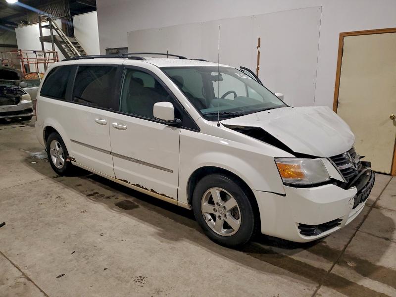 Photo 4 from auction – 2010 DODGE GRAND CARA with VIN 2D4RN5DX8AR145388