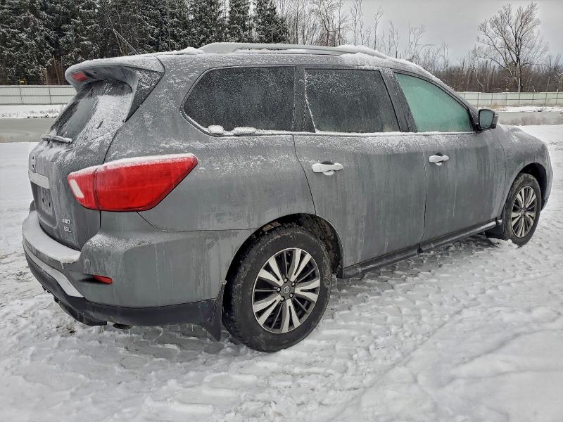 Photo 3 from auction – 2017 NISSAN PATHFINDER with VIN 5N1DR2MM3HC650673