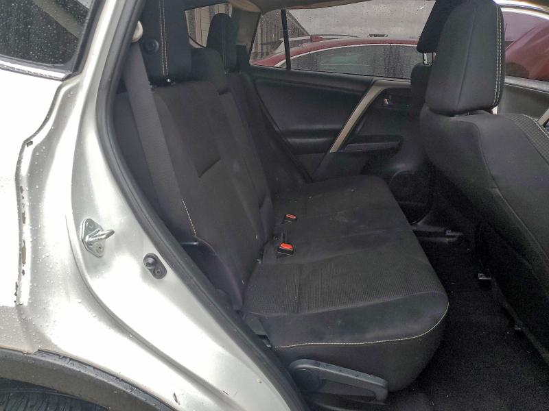 Photo 11 from auction – 2017 TOYOTA RAV4 XLE with VIN 2T3RFREV3HW660975