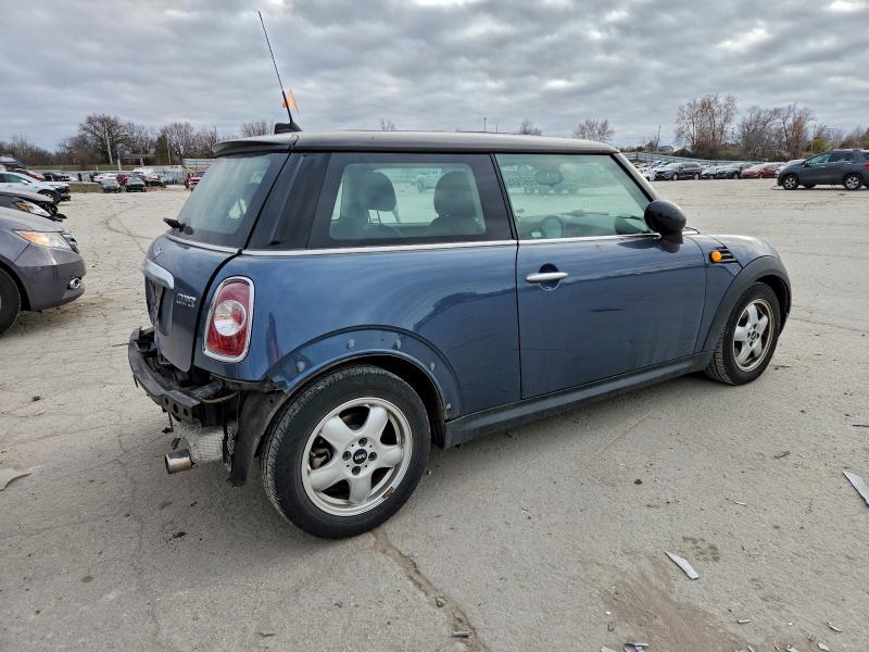 Photo 3 from auction – 2011 MINI COOPER with VIN WMWSU3C52BT093172