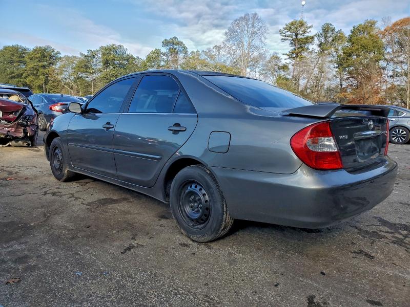 Photo 2 from auction – 2004 TOYOTA CAMRY LE with VIN JTDBE32K240257872