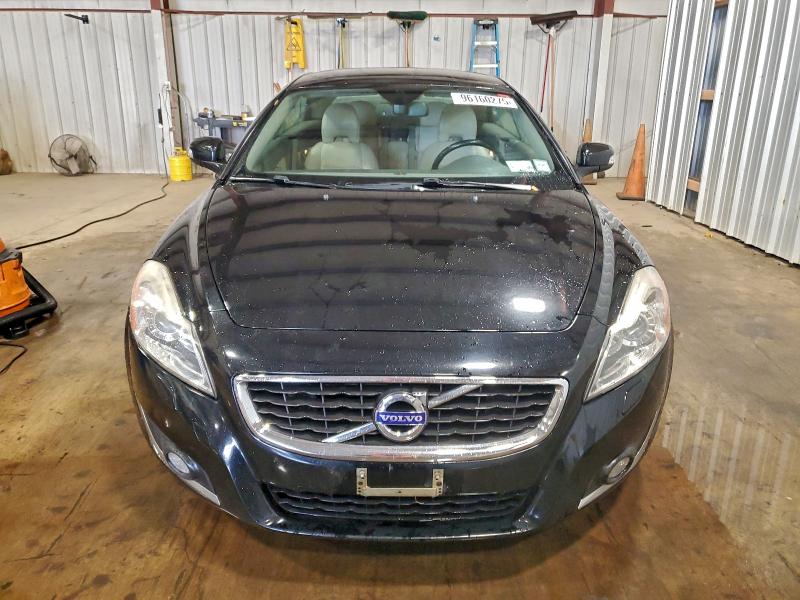 Photo 5 from auction – 2013 VOLVO C70 T5 with VIN YV1672MC7DJ139090