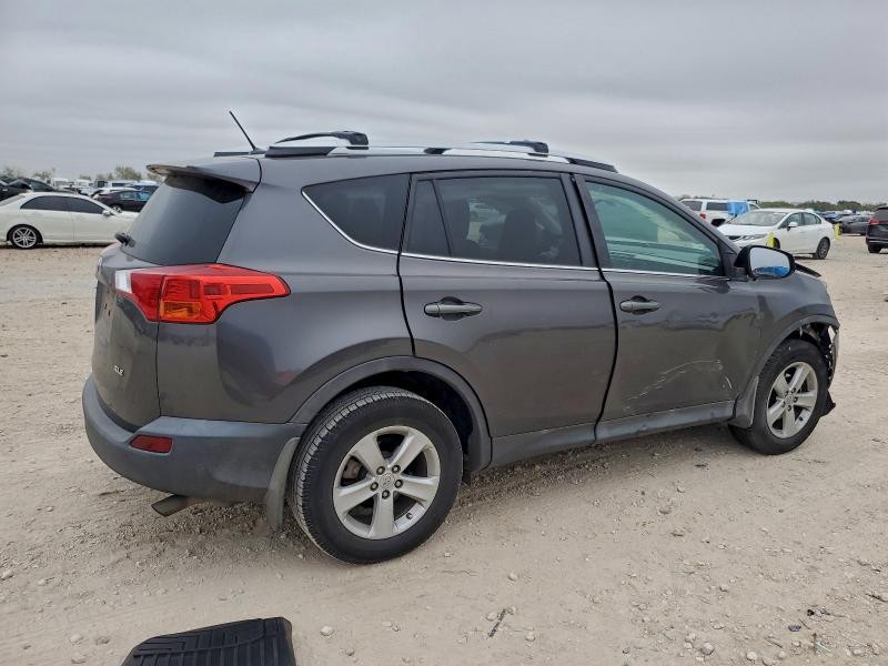 Photo 3 from auction – 2014 TOYOTA RAV4 XLE with VIN 2T3WFREV1EW113783
