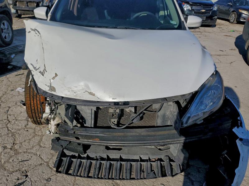 Photo 11 from auction – 2014 NISSAN SENTRA S with VIN 3N1AB7AP3EL616596