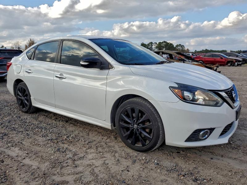 Photo 4 from auction – 2017 NISSAN SENTRA SR with VIN 3N1CB7AP1HY288840
