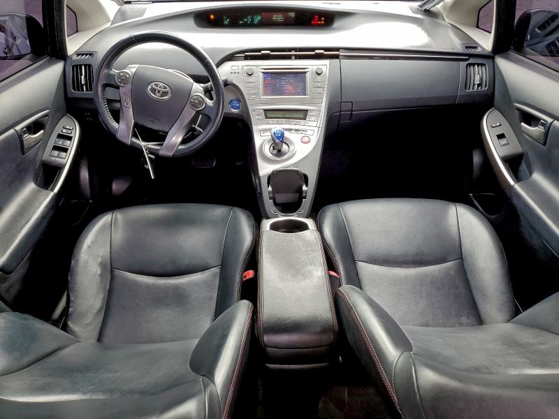 Photo 8 from auction – 2013 TOYOTA PRIUS with VIN JTDKN3DU7D5606672