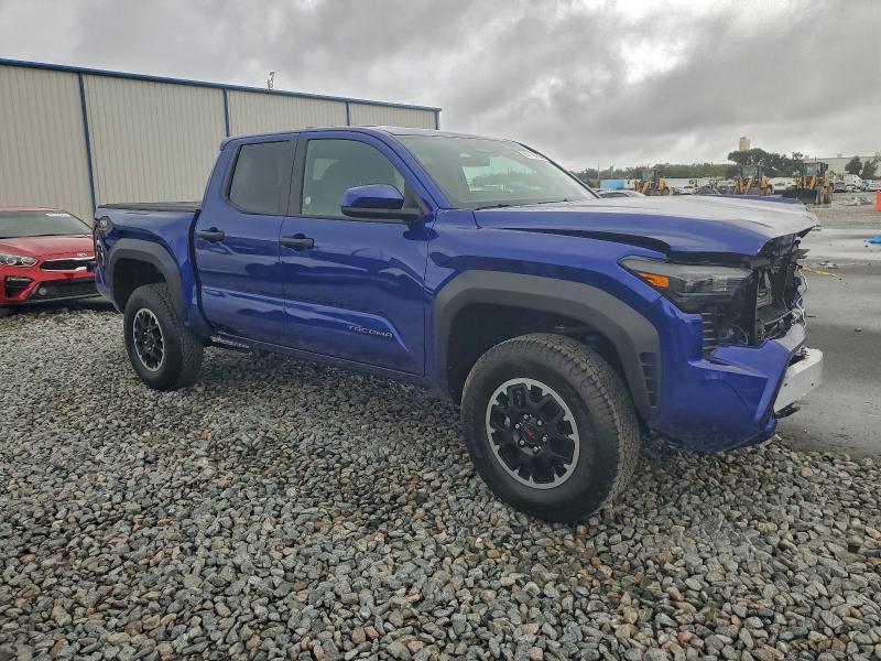 Photo 4 from auction – 2025 TOYOTA TACOMA DOU with VIN 3TMLB5JN2SM147418