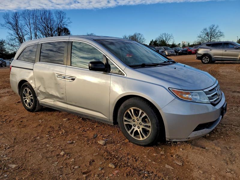 Photo 4 from auction – 2011 HONDA ODYSSEY EX with VIN 5FNRL5H65BB016848
