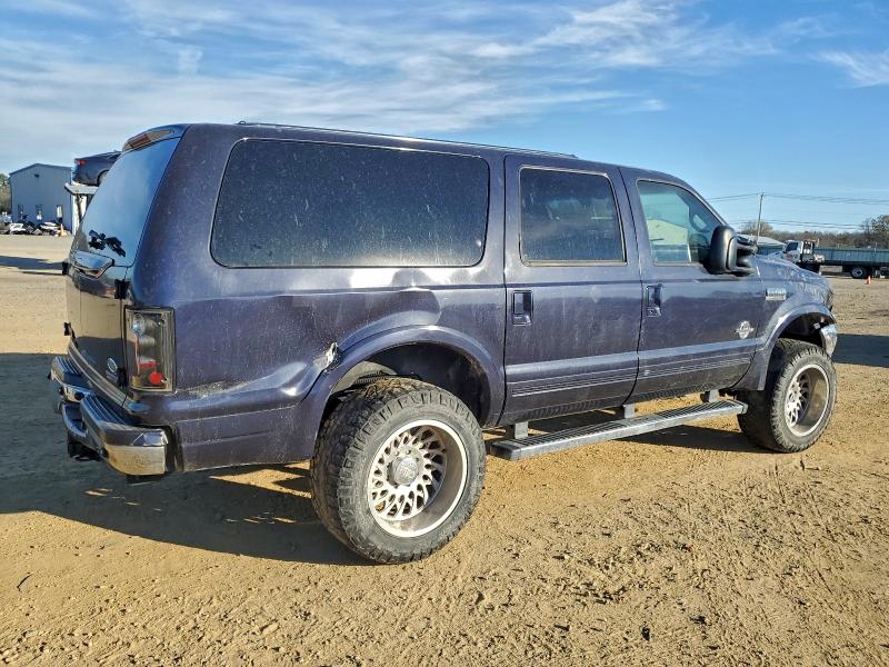 Photo 3 from auction – 2001 FORD EXCURSION with VIN 1FMNU42F31EB63664