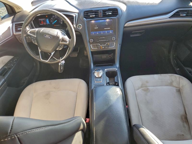 Photo 8 from auction – 2020 FORD FUSION SE with VIN 3FA6P0HD0LR161259