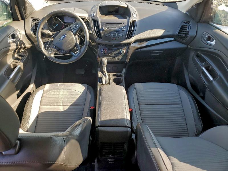 Photo 8 from auction – 2018 FORD ESCAPE SE with VIN 1FMCU9GD2JUC28165
